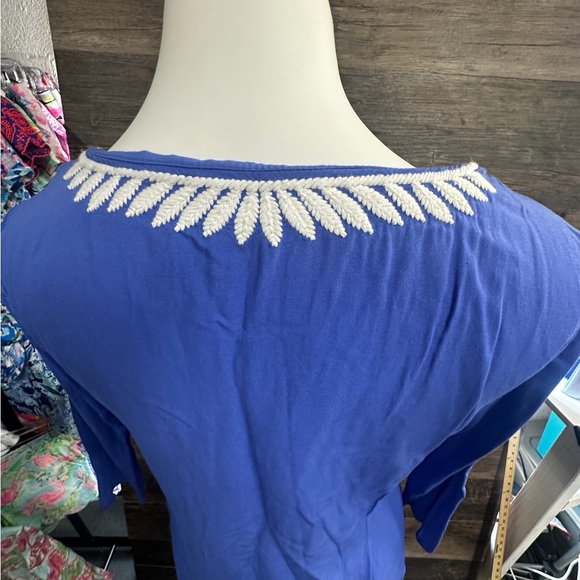 Lilly Pulitzer Blue White Embellished Blouse with 3/4 Sleeves - Picture 6 of 9